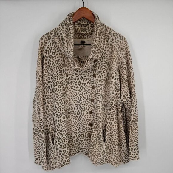 We The Free Womens Leopard Print top jacket Cardigan size Medium knit Cotton - Picture 3 of 16